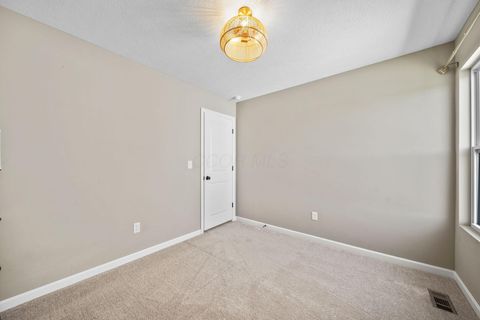 Tiny photo for 62 Sienna Glenn Drive, Lewis Center, OH 43035 (MLS # 225038754)