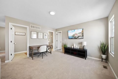 Tiny photo for 62 Sienna Glenn Drive, Lewis Center, OH 43035 (MLS # 225038754)