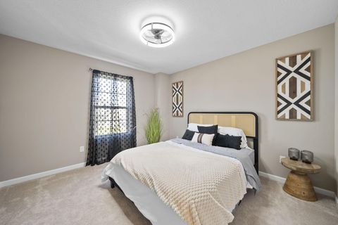 Tiny photo for 62 Sienna Glenn Drive, Lewis Center, OH 43035 (MLS # 225038754)