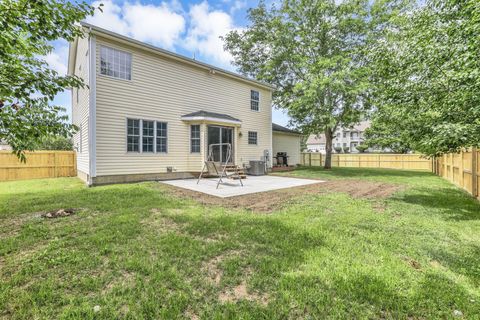 Tiny photo for 1401 Beverly Hills Drive, Lancaster, OH 43130 (MLS # 226023820)