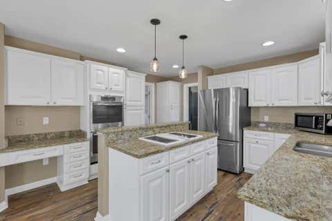 Tiny photo for 1401 Beverly Hills Drive, Lancaster, OH 43130 (MLS # 226023820)