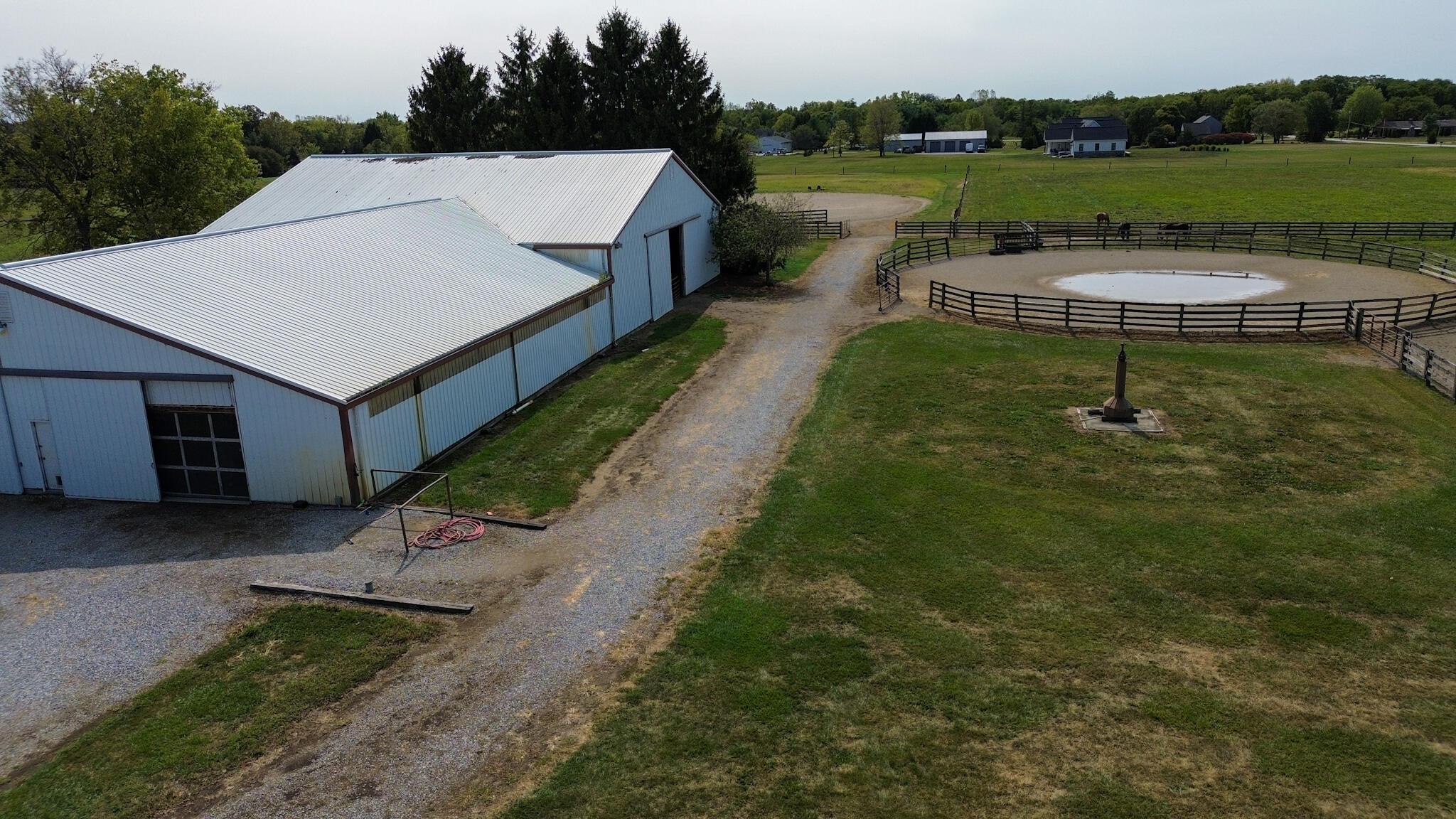 8871 Patterson Road, Hilliard, Ohio image 32
