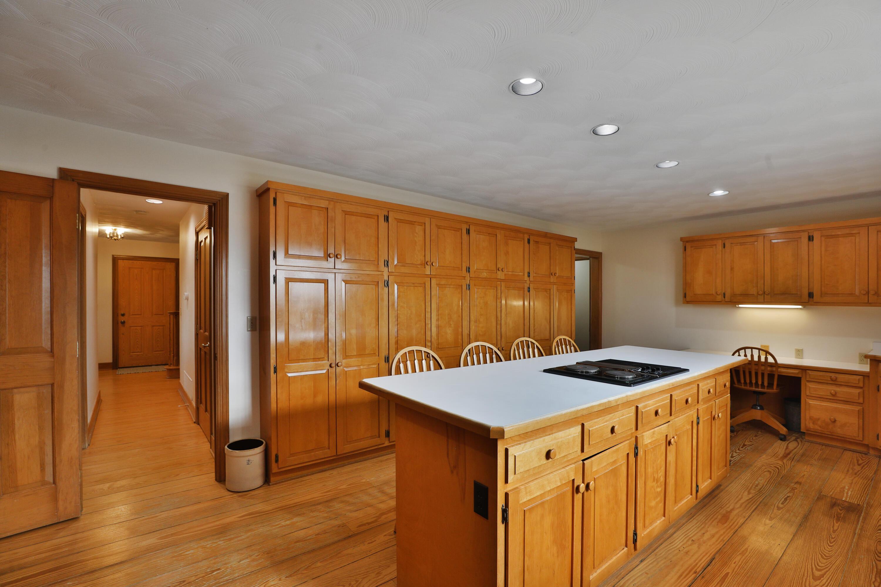8871 Patterson Road, Hilliard, Ohio image 3