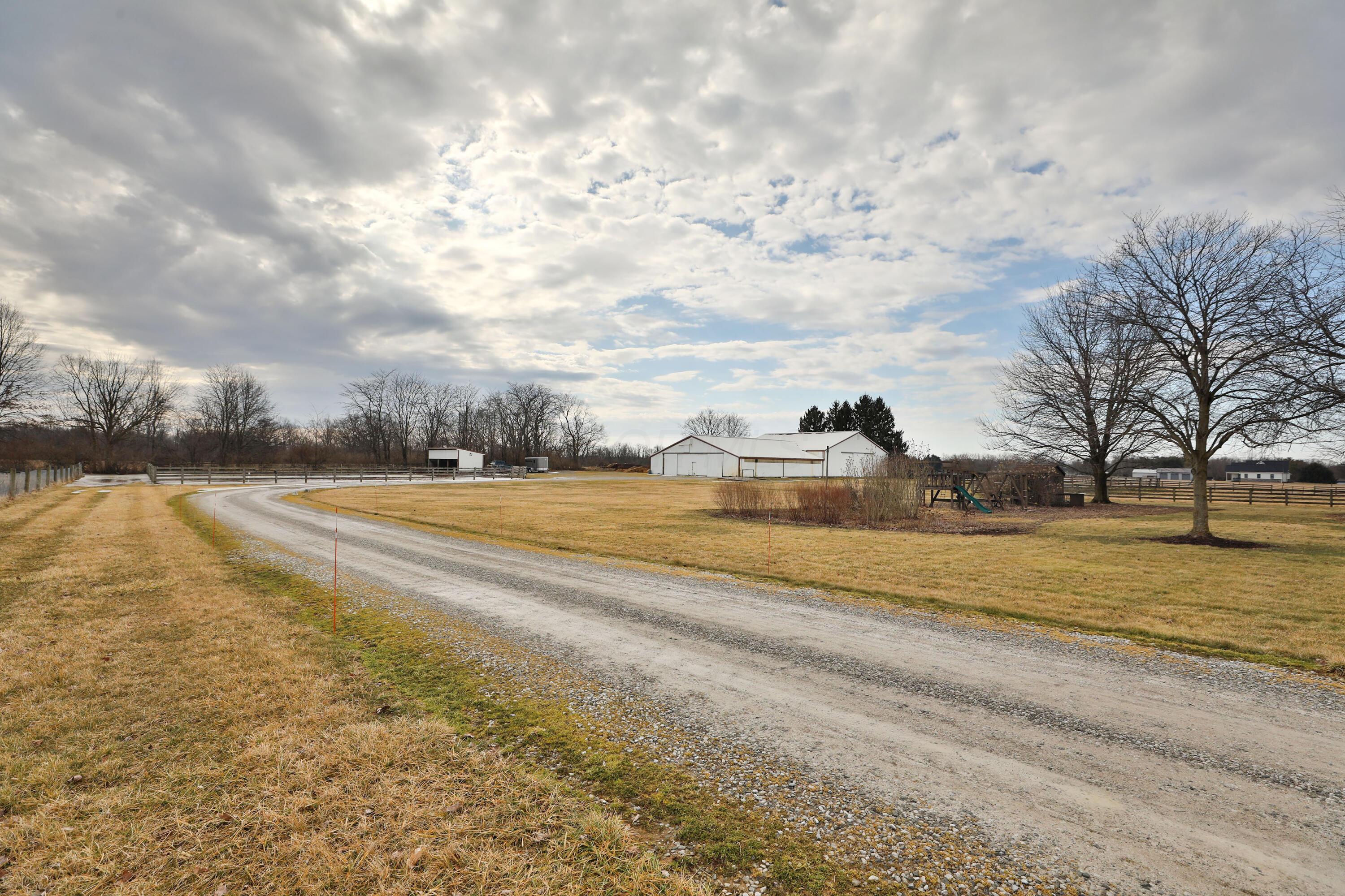 8871 Patterson Road, Hilliard, Ohio image 24