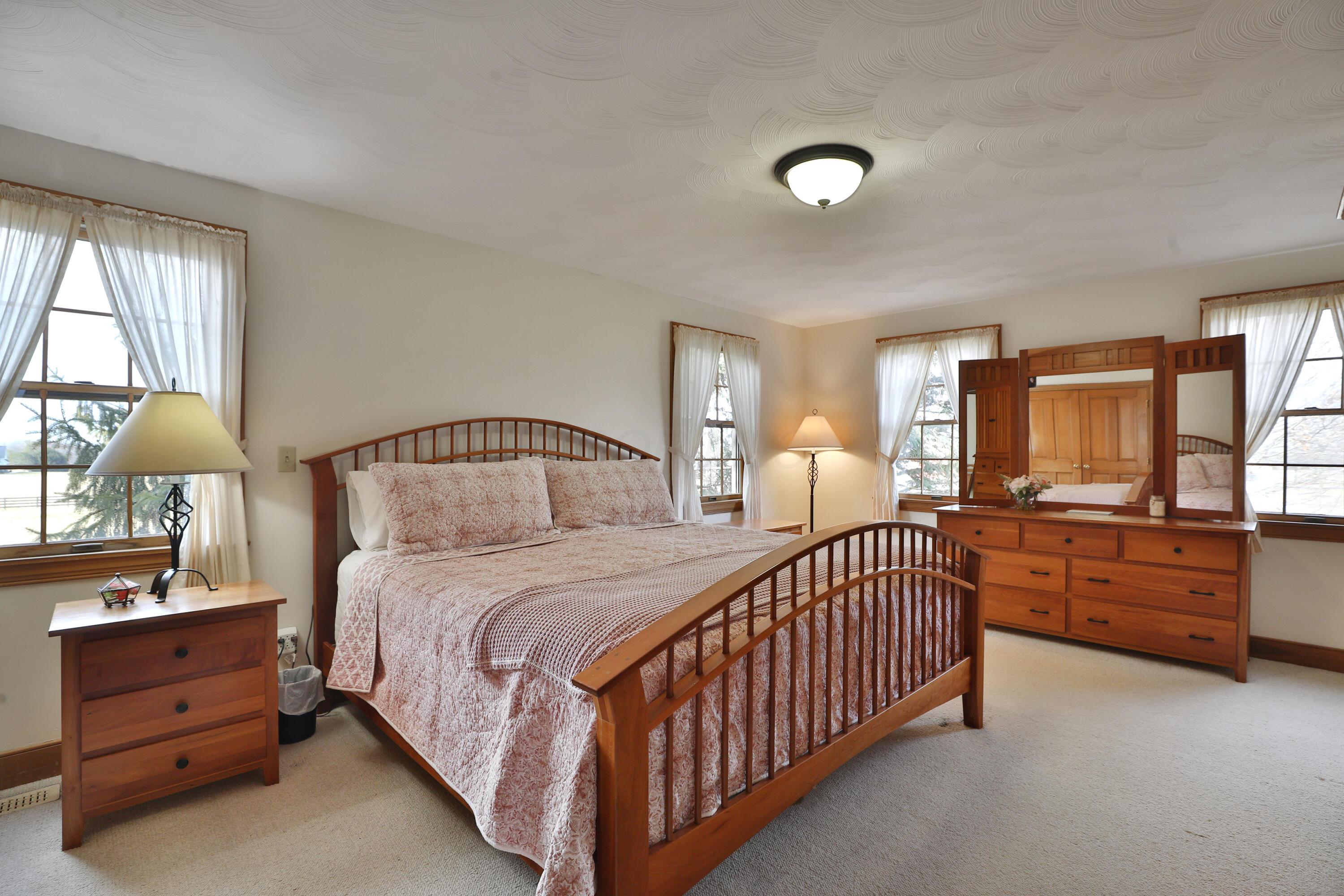 8871 Patterson Road, Hilliard, Ohio image 14