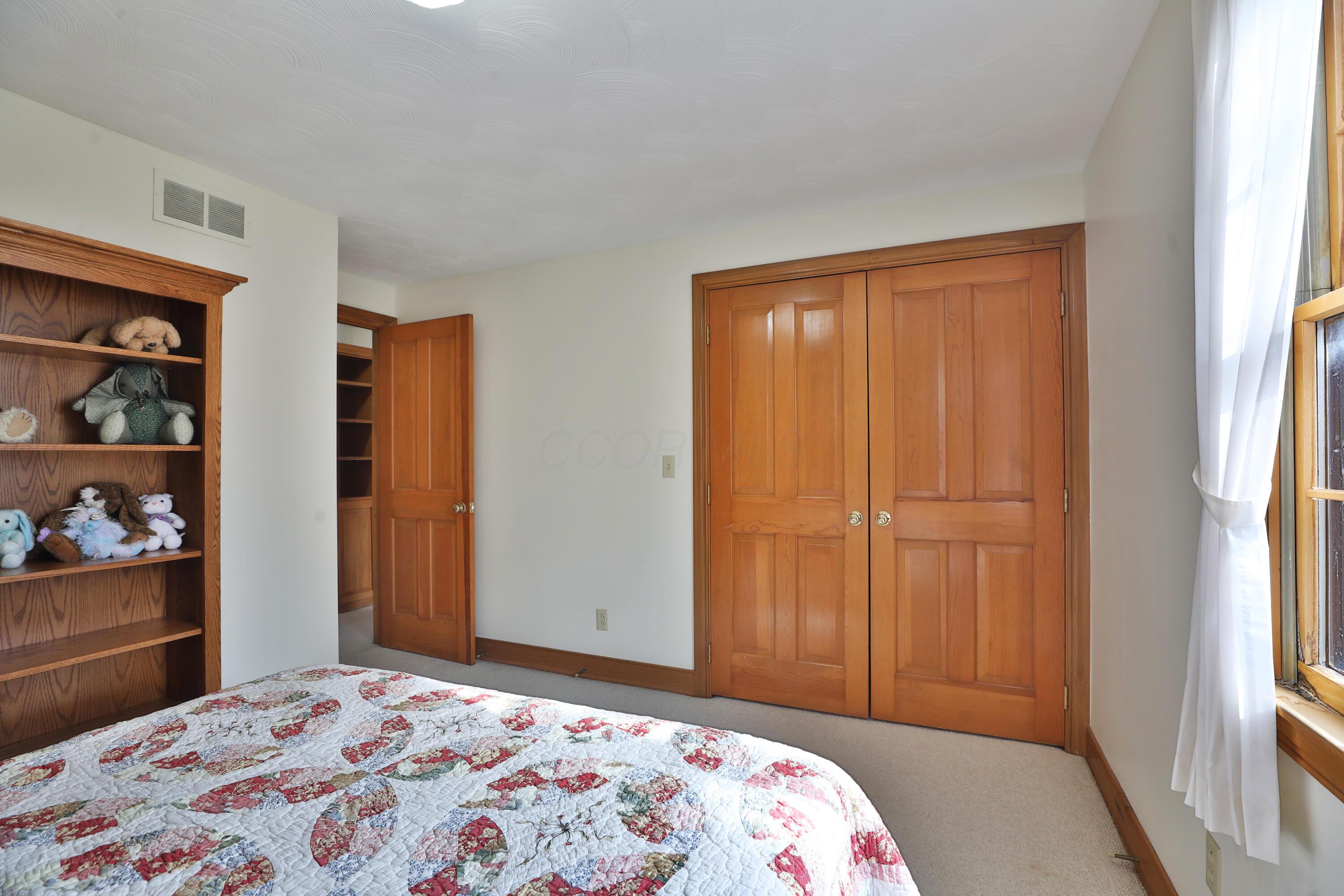 8871 Patterson Road, Hilliard, Ohio image 19