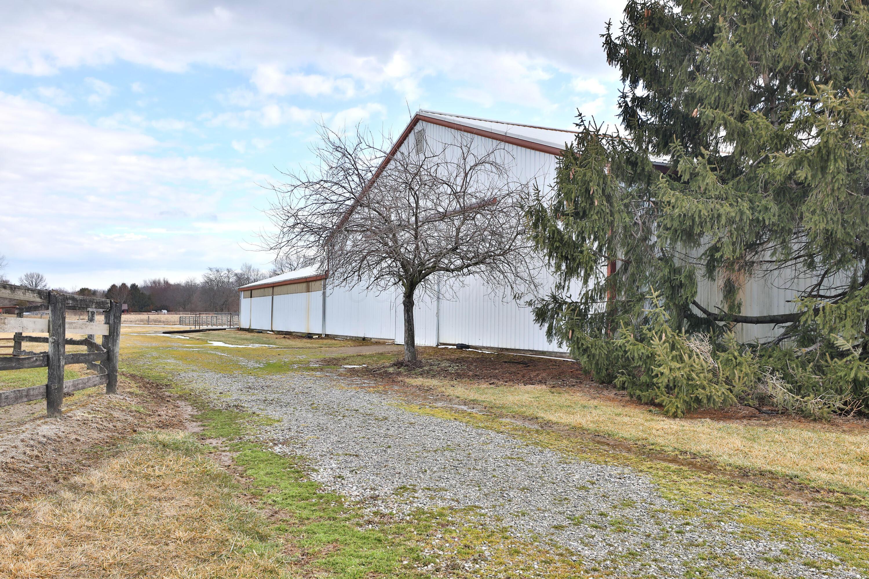 8871 Patterson Road, Hilliard, Ohio image 26
