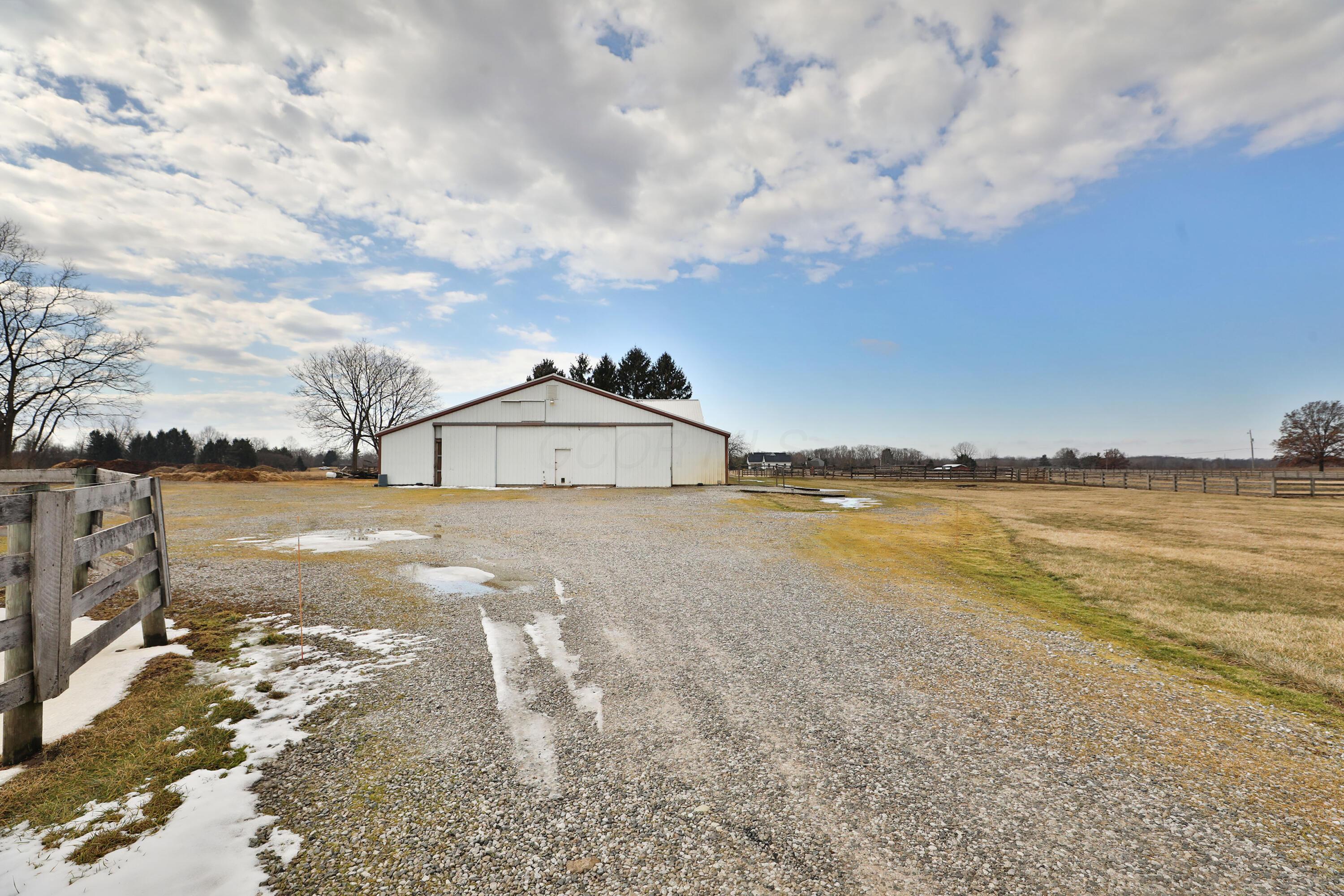 8871 Patterson Road, Hilliard, Ohio image 25