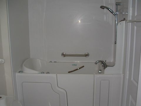 Tiny photo for 105 Maple Leaf Drive, Johnstown, OH 43031 (MLS # 226001291)