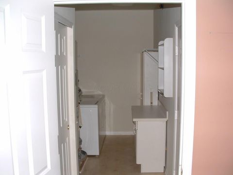 Tiny photo for 105 Maple Leaf Drive, Johnstown, OH 43031 (MLS # 226001291)