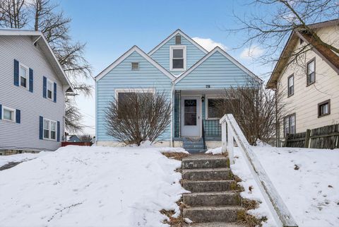 Photo of 151 Columbian Avenue, Columbus, OH 43223 (MLS # 226004222)