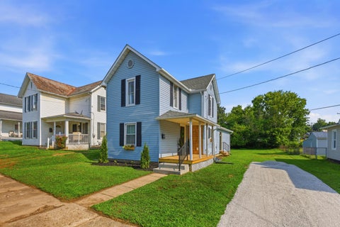 Photo of 102 W Shields, Newark, OH 43055 (MLS # 226026895)