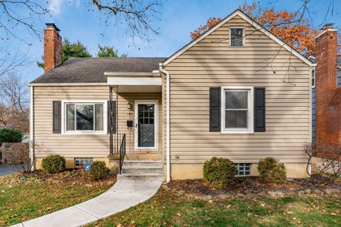 Photo of 148 Deland Avenue, Columbus, OH 43214 (MLS # 225044695)