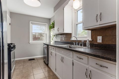 Tiny photo for 148 Deland Avenue, Columbus, OH 43214 (MLS # 225044695)