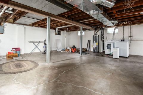 Tiny photo for 148 Deland Avenue, Columbus, OH 43214 (MLS # 225044695)