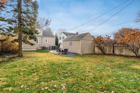 Tiny photo for 148 Deland Avenue, Columbus, OH 43214 (MLS # 225044695)