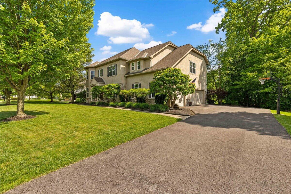 3144 Abbey Knoll Drive, Lewis Center, Ohio image 4