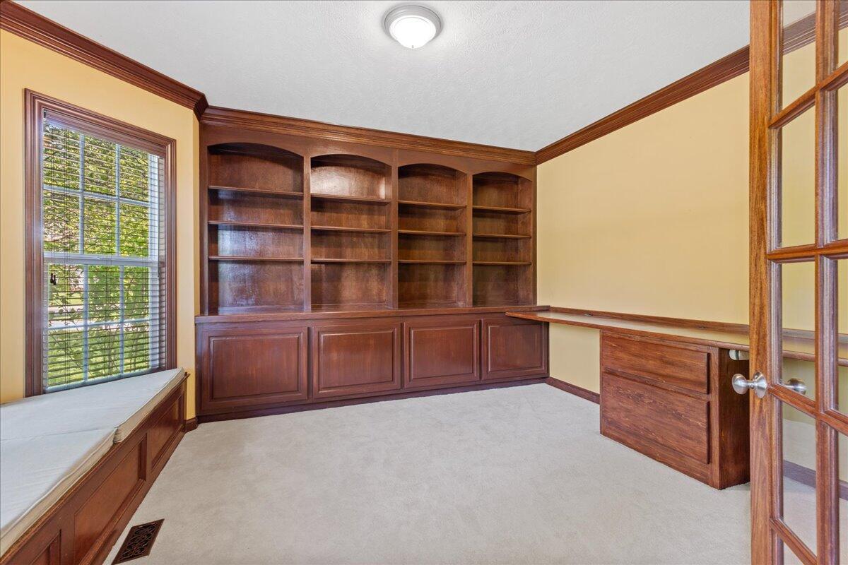 3144 Abbey Knoll Drive, Lewis Center, Ohio image 29