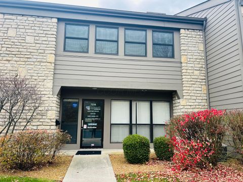 Photo of 7514 Slate Ridge Boulevard, Reynoldsburg, OH 43068 (MLS # 225044444)