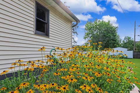 Tiny photo for 489 Crescent Road, Mansfield, OH 44907 (MLS # 226030019)