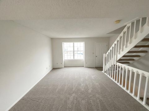 Tiny photo for 5083 Singleton Drive 33B #33B, Hilliard, OH 43026 (MLS # 226002741)