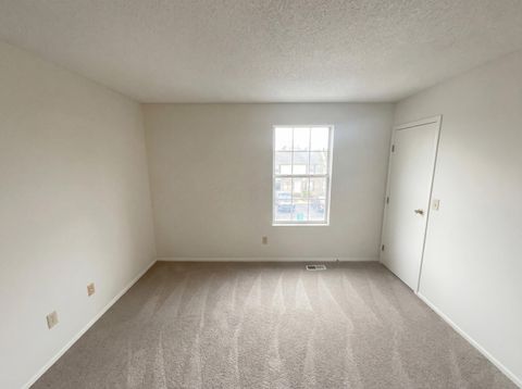 Tiny photo for 5083 Singleton Drive 33B #33B, Hilliard, OH 43026 (MLS # 226002741)