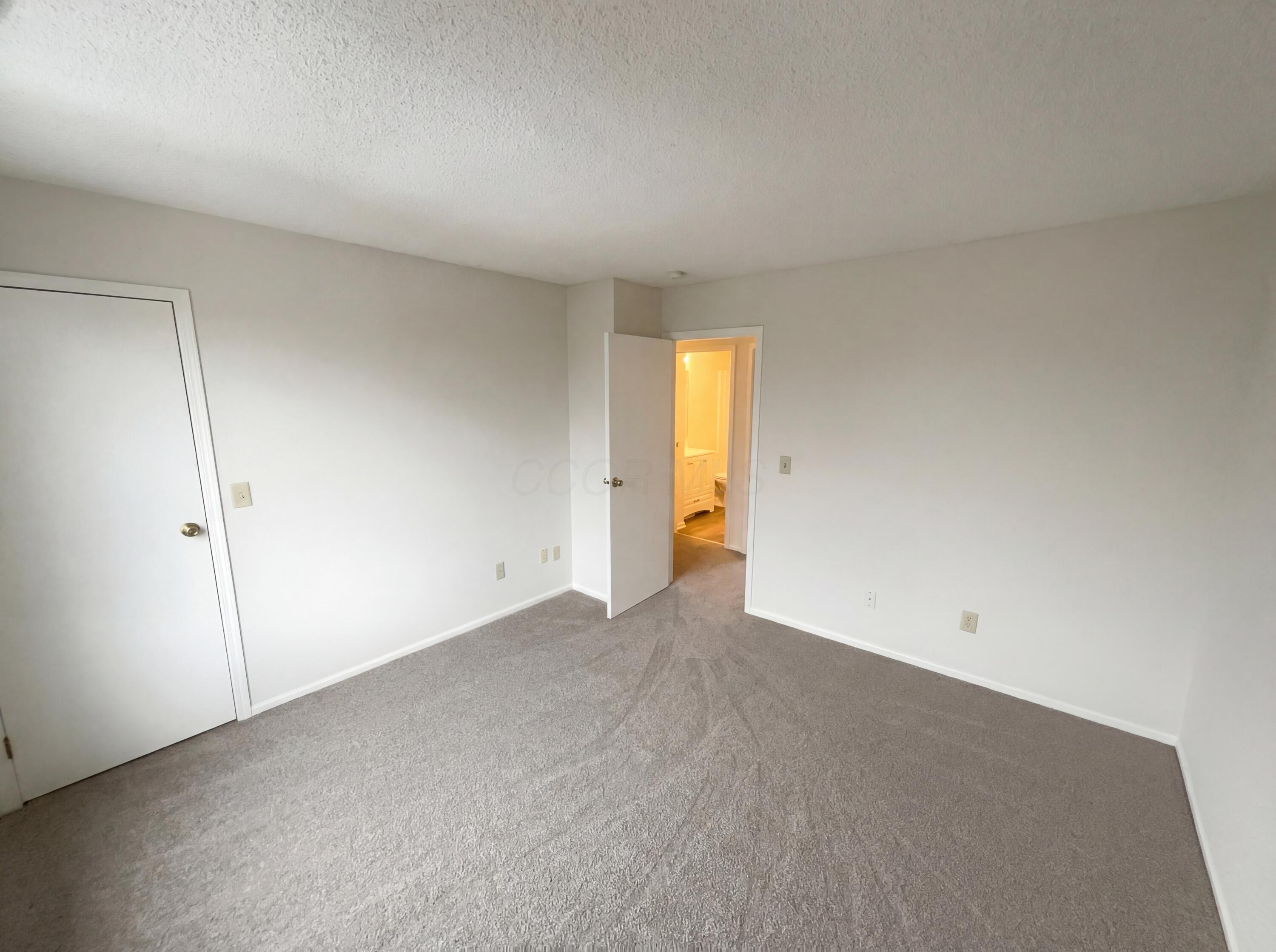 5083 Singleton Drive 33B