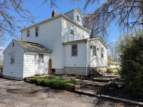 Photo of 1720 Thrailkill Road, Grove City, OH 43123 (MLS # 226009541)