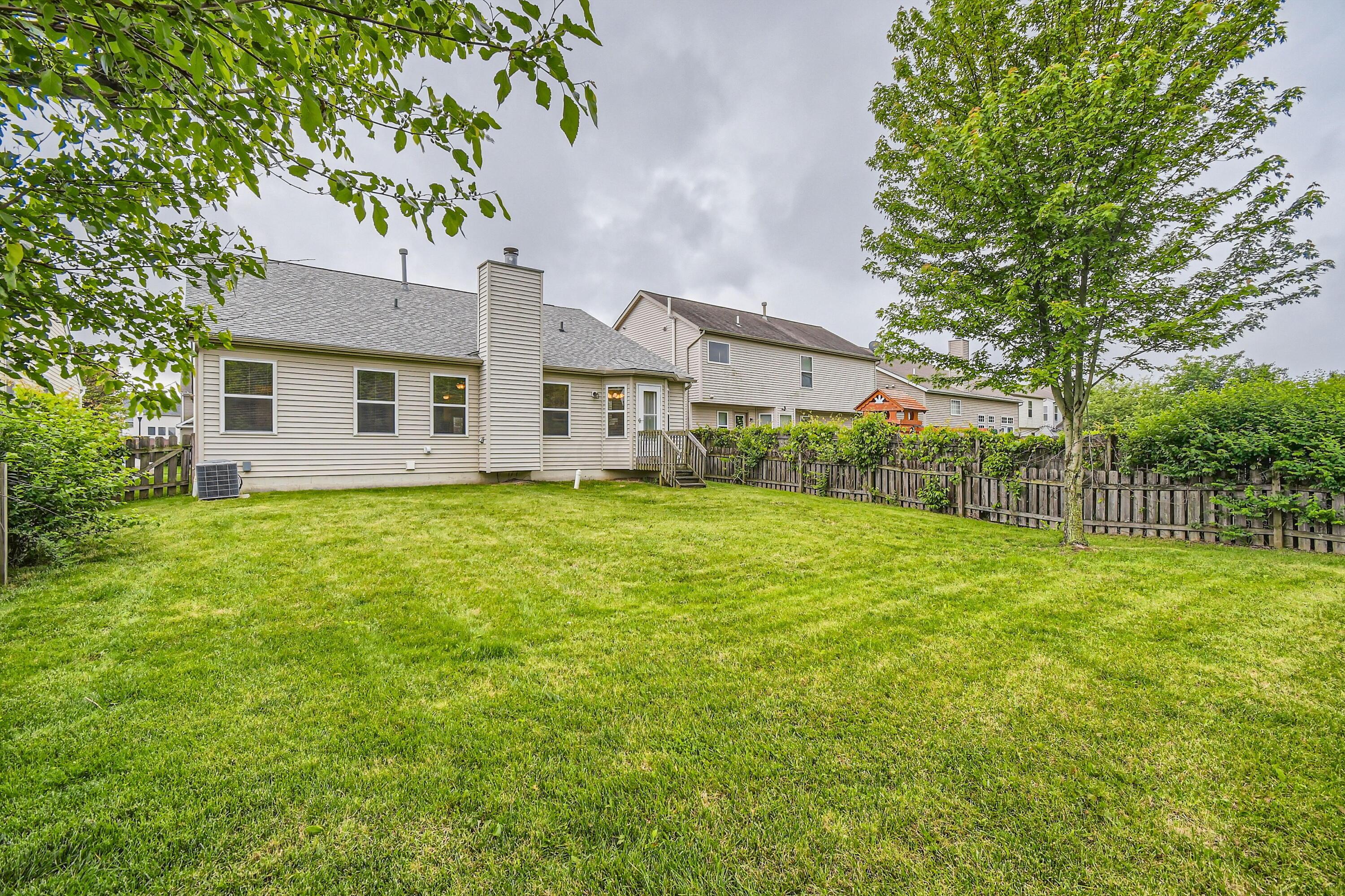 8322 Parori Lane, Blacklick, Ohio image 25