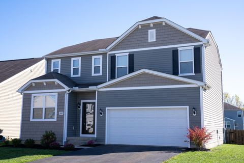 Photo of 3997 Caysee Jay Way, Grove City, OH 43123 (MLS # 225039393)