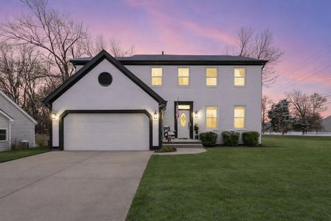 Photo of 1199 Riva Ridge Boulevard, Columbus, OH 43230 (MLS # 225045836)