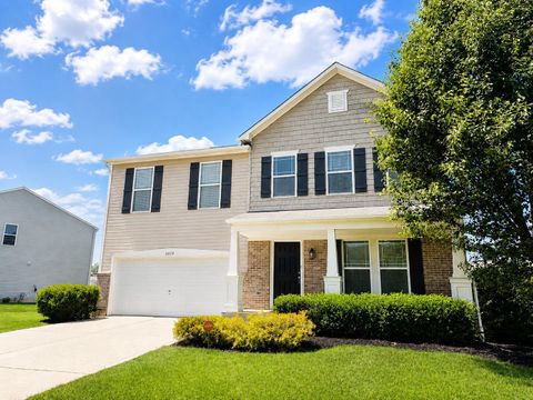 Homes For Sale - 4879 Shallowford Loop<br/> Grove City, OH 43123