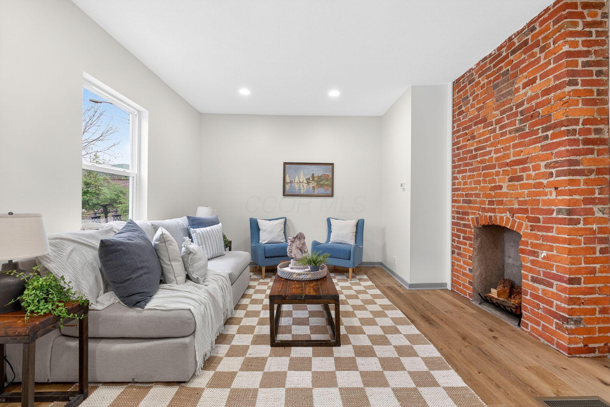 184 N Princeton Avenue