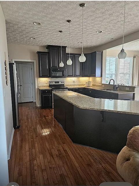 Tiny photo for 7844 Adare Court 5 #5, Dublin, OH 43016 (MLS # 225044718)