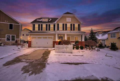 Photo of 7844 Adare Court 5 #5, Dublin, OH 43016 (MLS # 225044718)