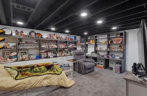 Tiny photo for 556 pamlico Street, Columbus, OH 43228 (MLS # 225045045)