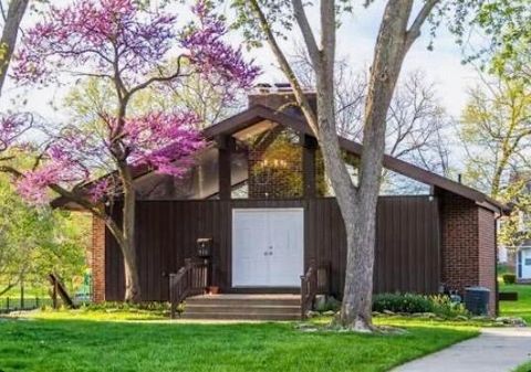 Tiny photo for 556 pamlico Street, Columbus, OH 43228 (MLS # 225045045)