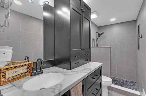 Tiny photo for 556 pamlico Street, Columbus, OH 43228 (MLS # 225045045)