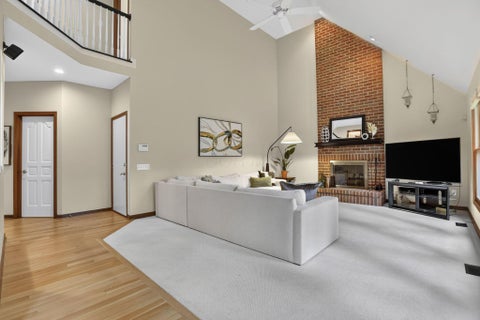 Tiny photo for 1229 Whispering Meadow Court, New Albany, OH 43054 (MLS # 226023725)
