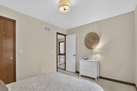 Tiny photo for 1229 Whispering Meadow Court, New Albany, OH 43054 (MLS # 226023725)