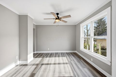 Tiny photo for 2480 Parkwood Avenue, Columbus, OH 43211 (MLS # 225045189)