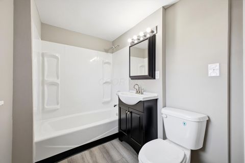 Tiny photo for 2480 Parkwood Avenue, Columbus, OH 43211 (MLS # 225045189)