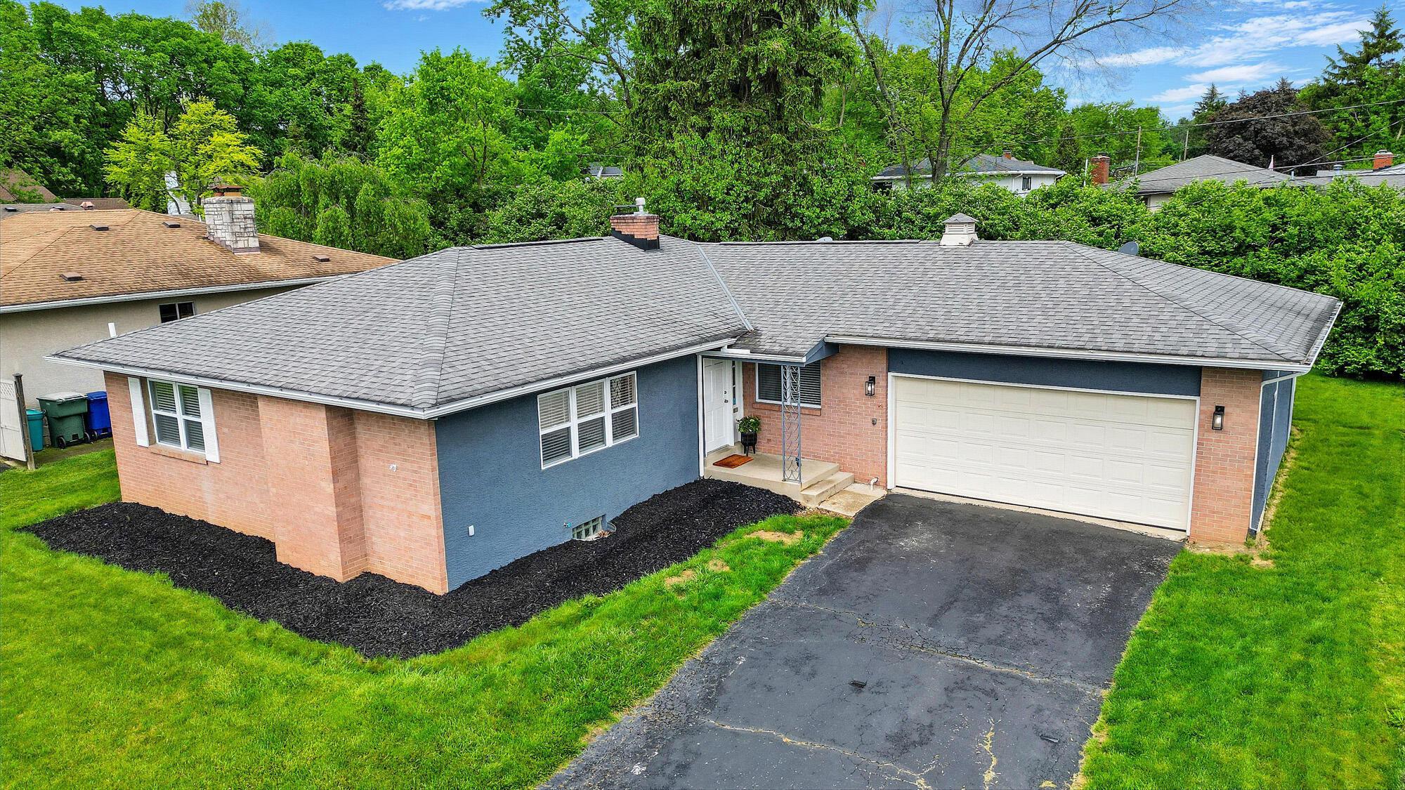 1004 Kenwood Lane, Columbus, Ohio image 2