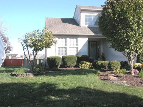 Photo of 956 Portlock Drive, Columbus, OH 43228 (MLS # 226040042)