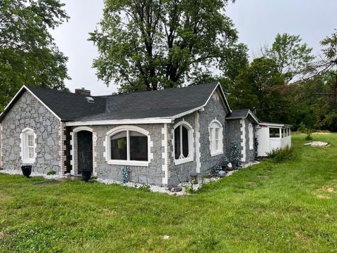 Tiny photo for 318 W Front Street, New Holland, OH 43145 (MLS # 225041076)