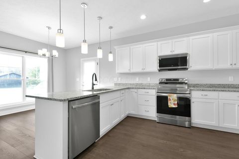 Tiny photo for 4612 Harlem Road, Galena, OH 43021 (MLS # 226000633)