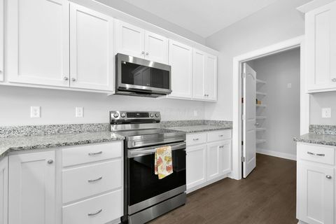 Tiny photo for 4612 Harlem Road, Galena, OH 43021 (MLS # 226000633)