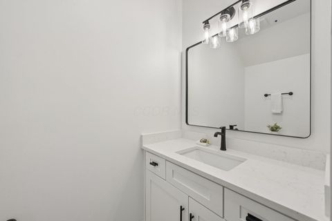 Tiny photo for 92 E Innis Avenue, Columbus, OH 43207 (MLS # 225045242)