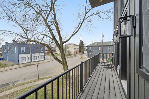 Tiny photo for 92 E Innis Avenue, Columbus, OH 43207 (MLS # 225045242)