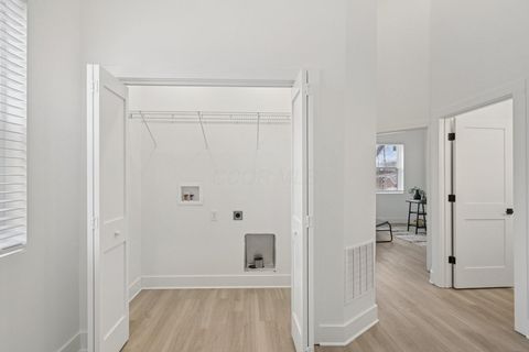 Tiny photo for 92 E Innis Avenue, Columbus, OH 43207 (MLS # 225045242)